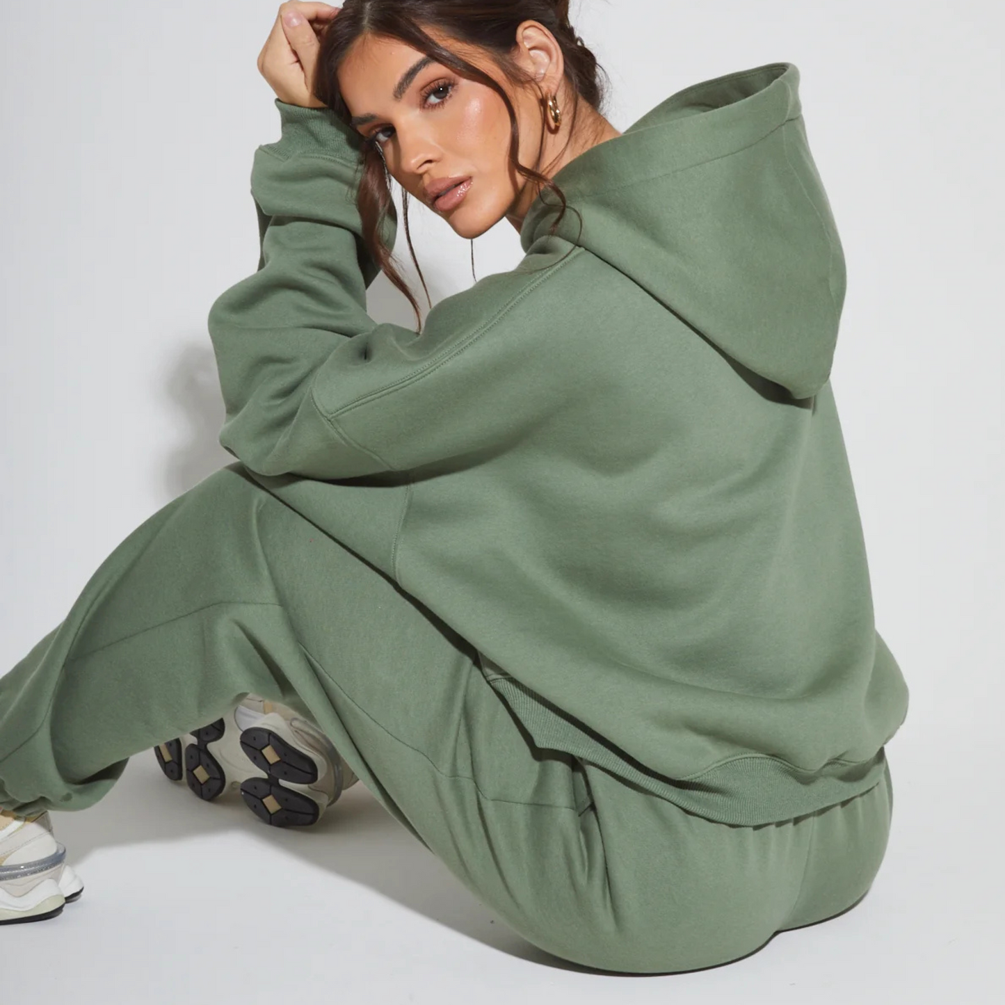 BELLE⢠WOMEN'S TRACKSUIT