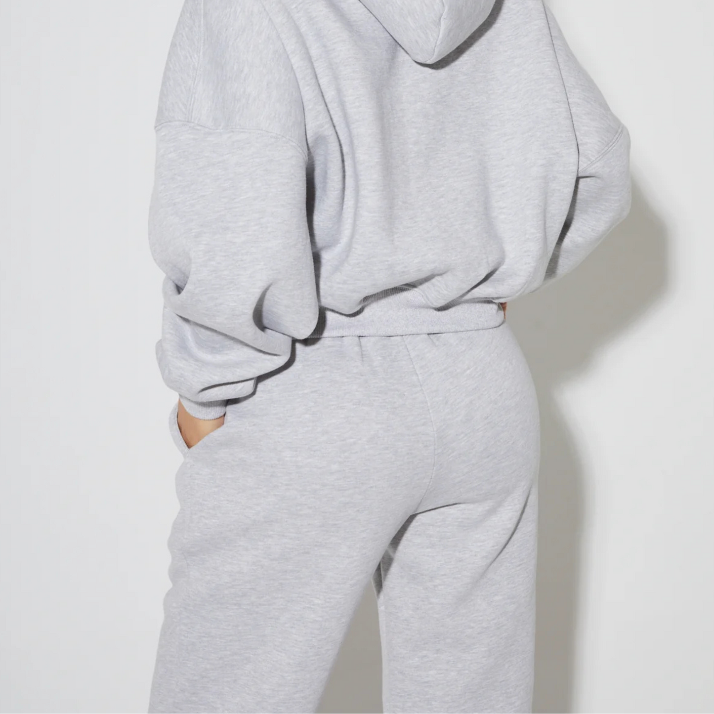 BELLE⢠WOMEN'S TRACKSUIT